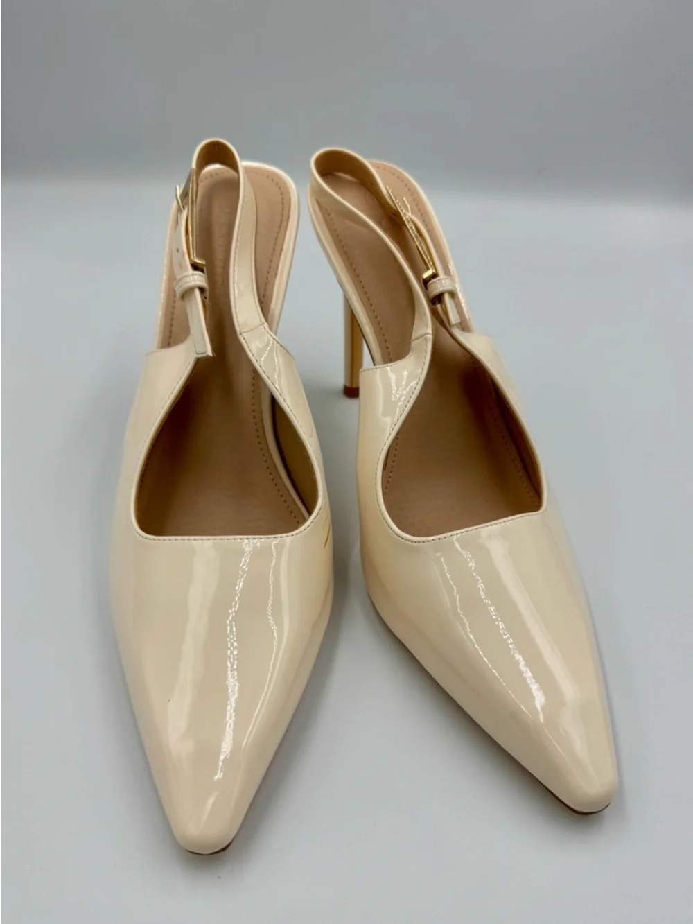 Nude Patent Leather Pointed Toe Slingback Stilettos Size 10 - Good Condition